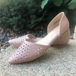 Isaac Mizrahi Blush Pink Flats